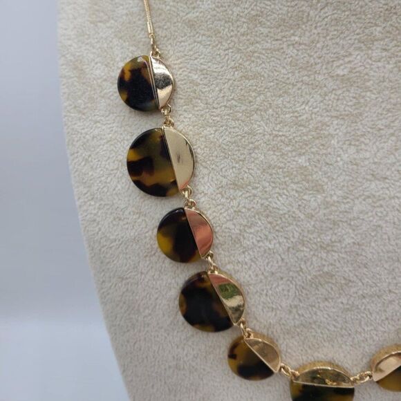 J Crew Factory Adjustable Tortoise Gold Tone Necklace - Picture 7 of 9